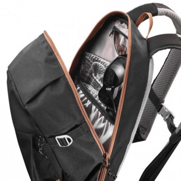 20L Hiking Casual Multi-compartment Backpack